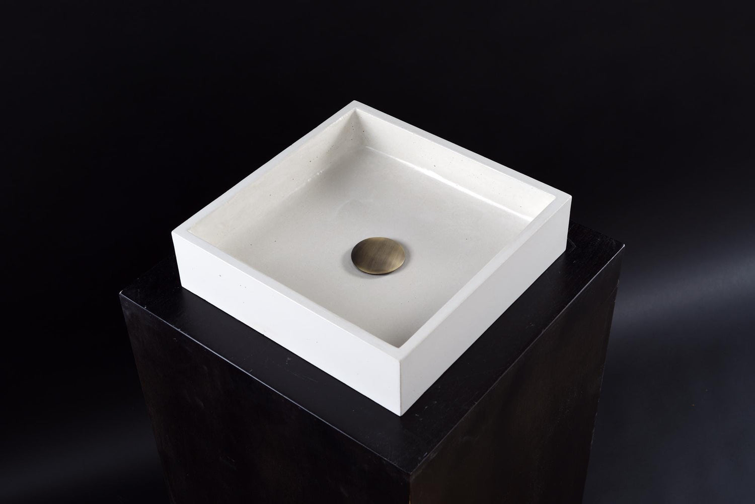 Minimalist Rectangular Washbasin with Slim Profile and Custom Sizing Options .