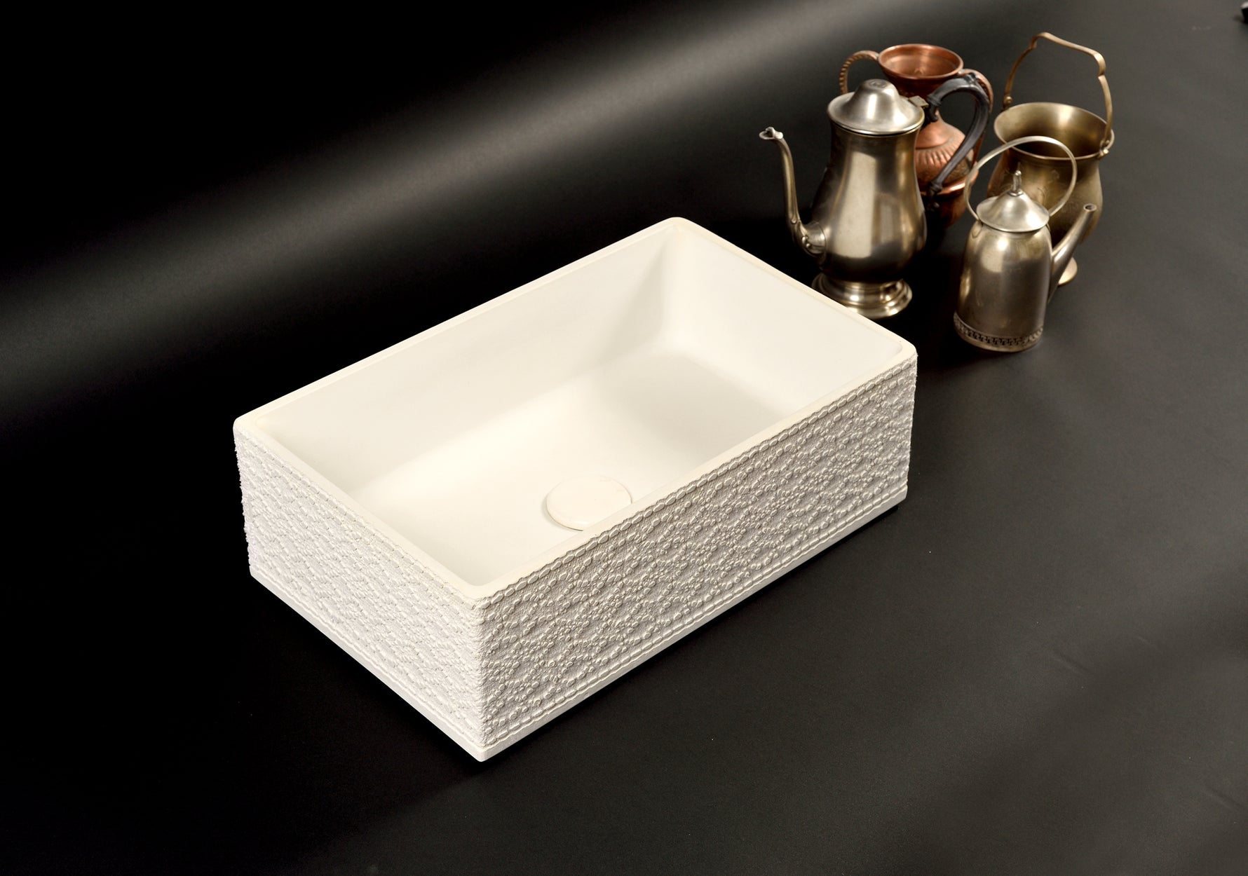 The White Classic Washbasin with Thin Edges - robertotiranti.shop