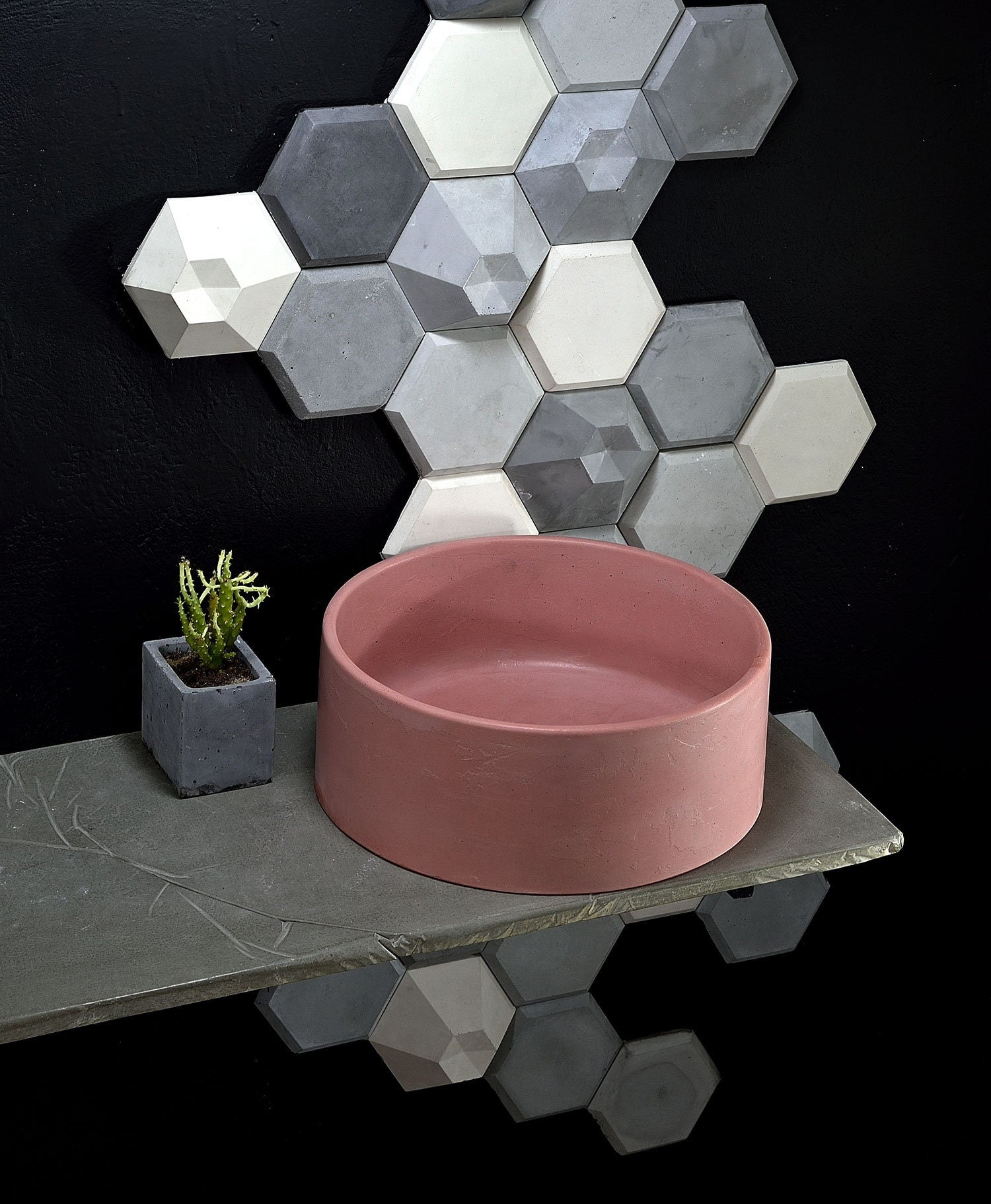 Charming in Pink : The Sink with Feminine Allure