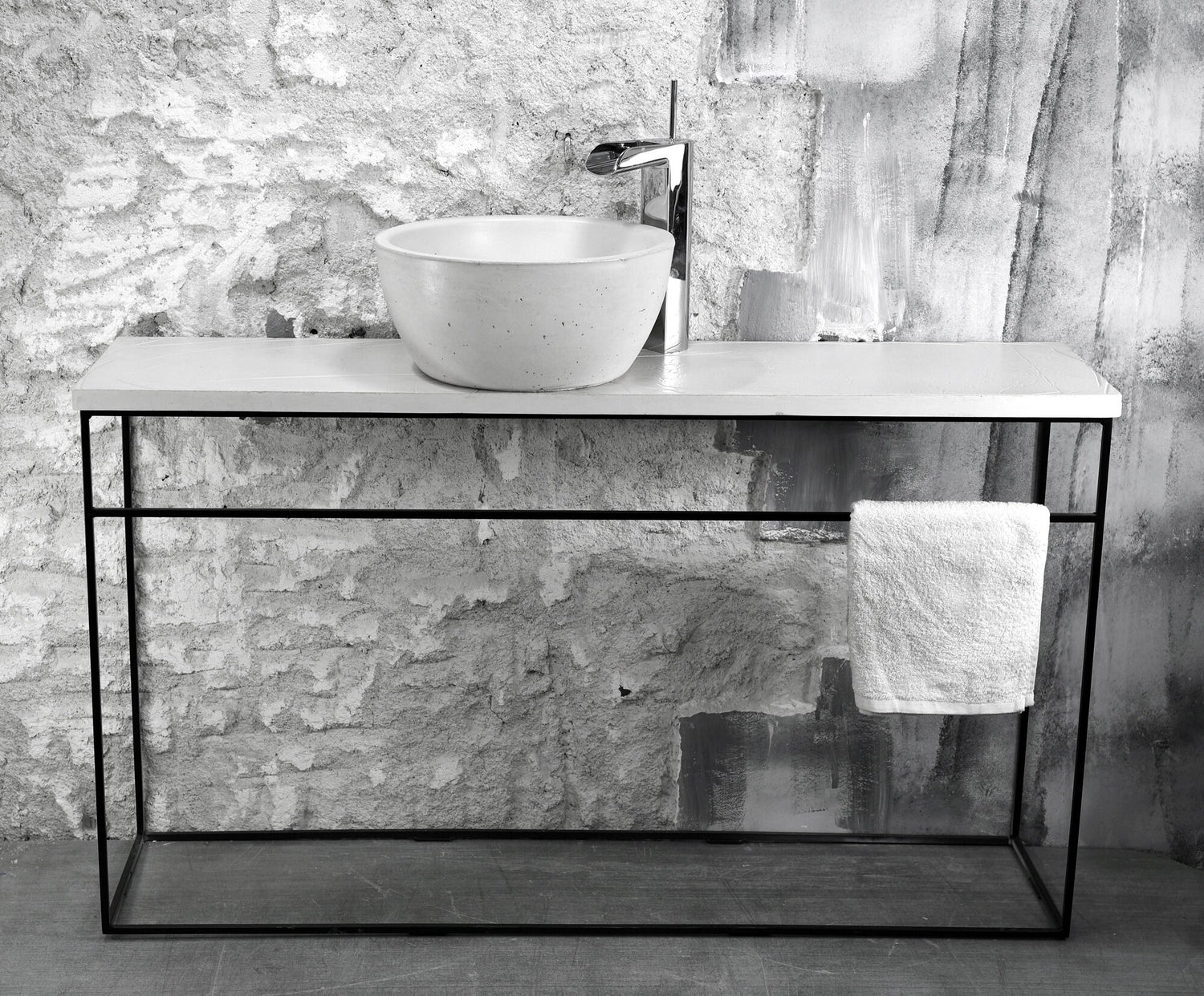 Timeless Simplicity : The Minimal White Washbasin