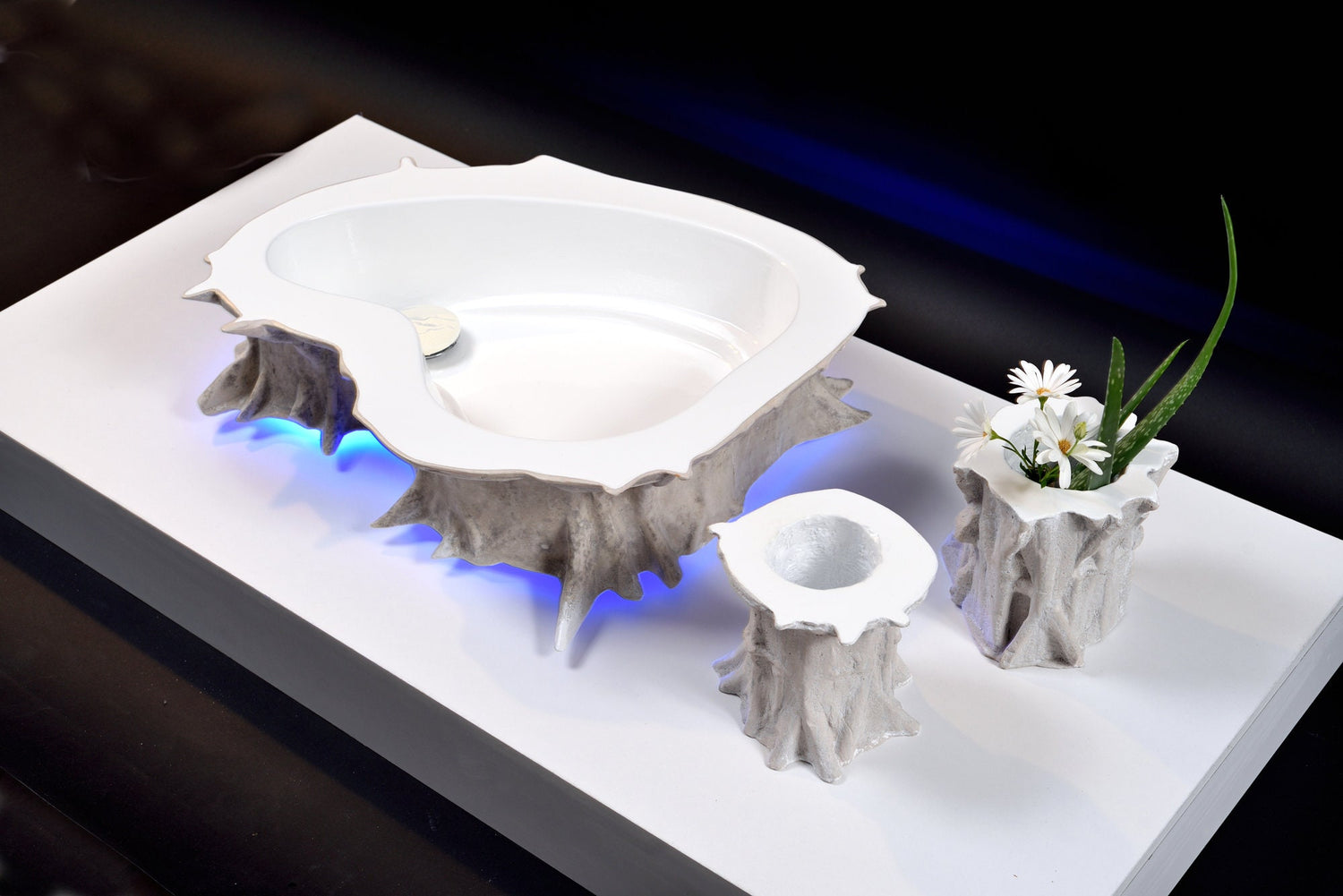 Artistic Bathroom Sink, Abiente Collection Washbasin