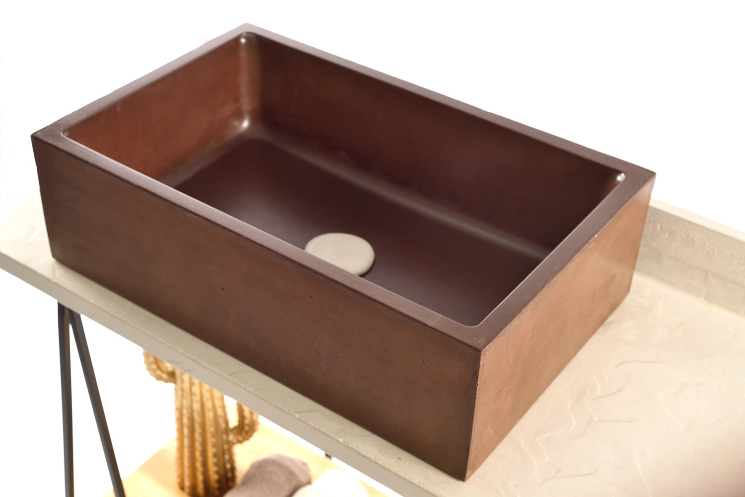 Elegant Brawn Mocha-Toned Washbasin: A Rich Addition to Your Bathroom