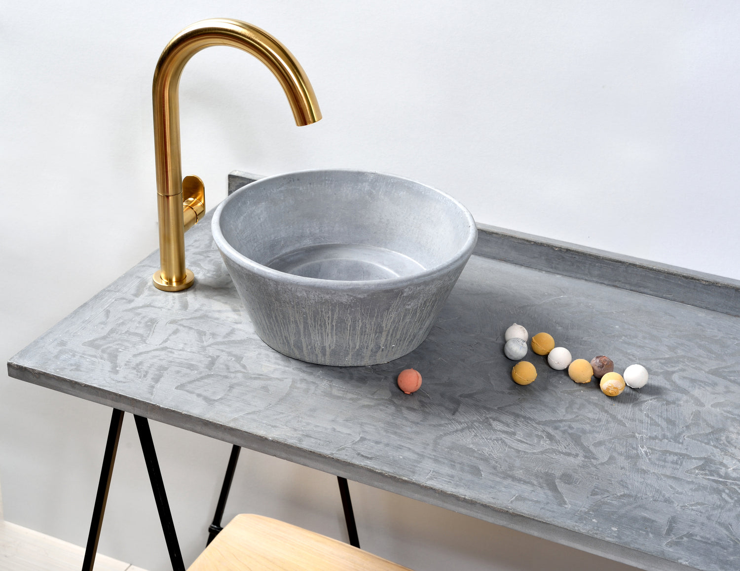 Ixipo - Small Concrete Sink - robertotiranti.shop