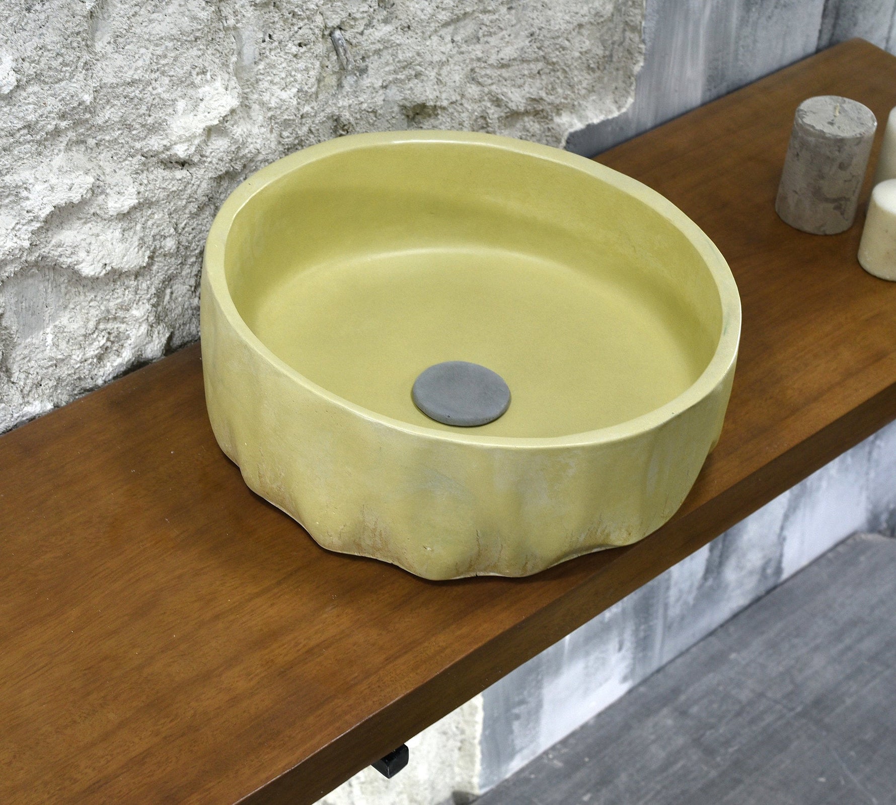 Flut -  Honey-Melon Colored Sink - robertotiranti.shop