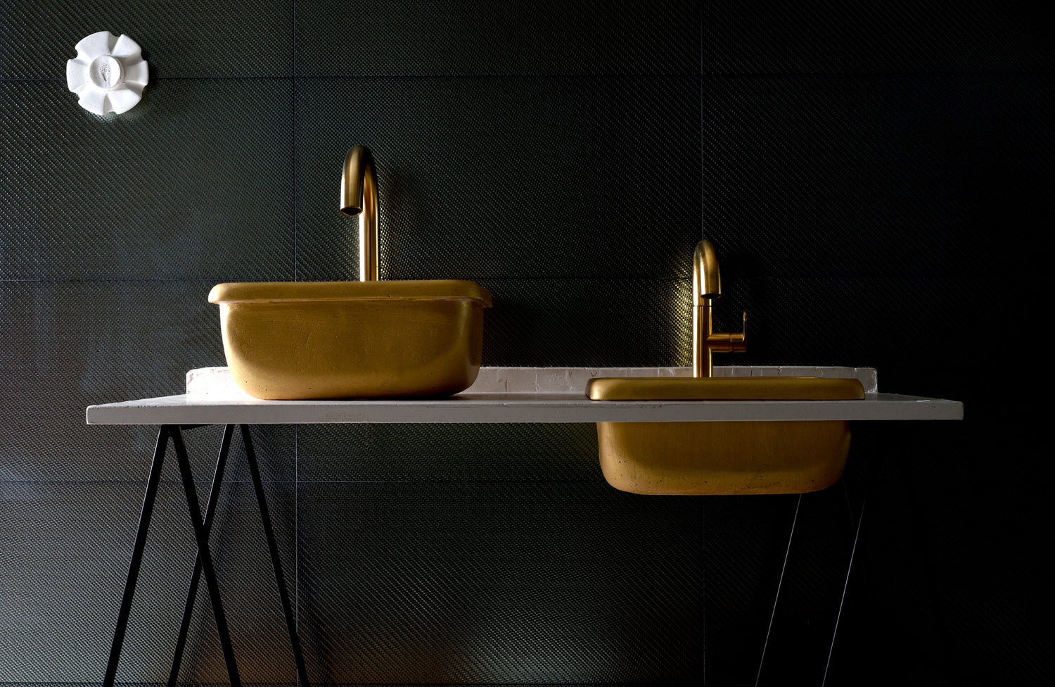 Kalo - Gold Bathroom Sink - robertotiranti.shop